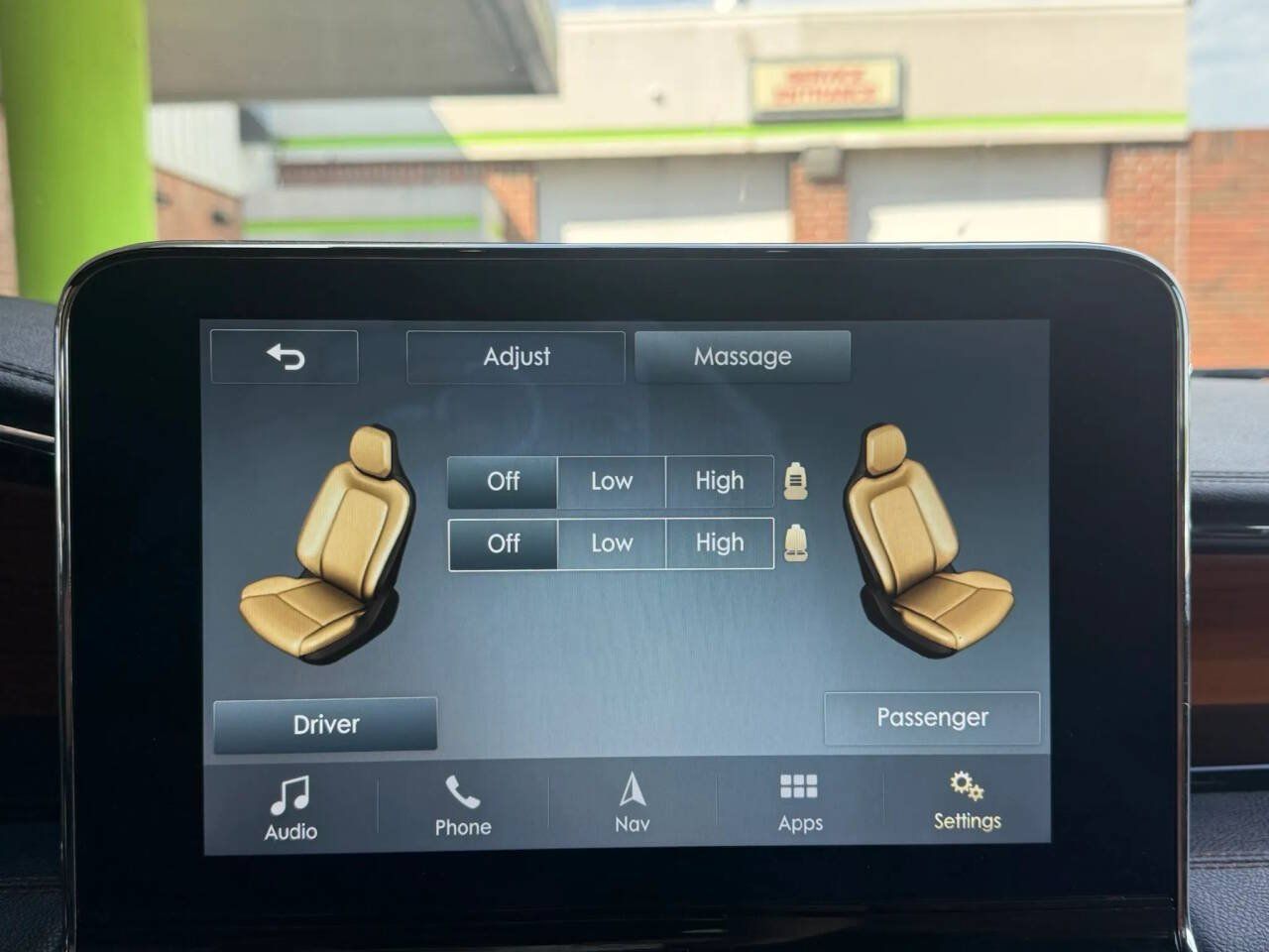 Used 2018 Lincoln Navigator Reserve AWD/4WD image 13