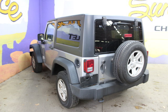 Used 2016 Jeep Wrangler Sport AWD/4WD image 6