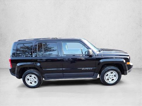 Used 2016 Jeep Patriot Sport w/ Power Value Group image 5
