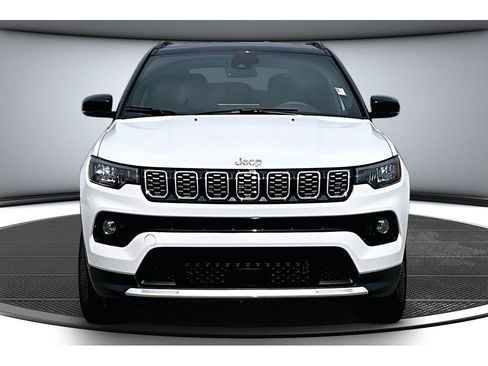 Used 2026 Jeep Compass Limited AWD/4WD image 4