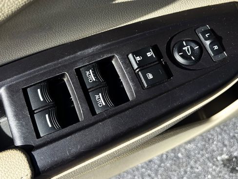 Used 2014 Acura RDX AWD image 16