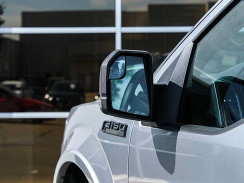 Used 2020 Ford F150 XLT w/ Equipment Group 302A Luxury RWD image 18