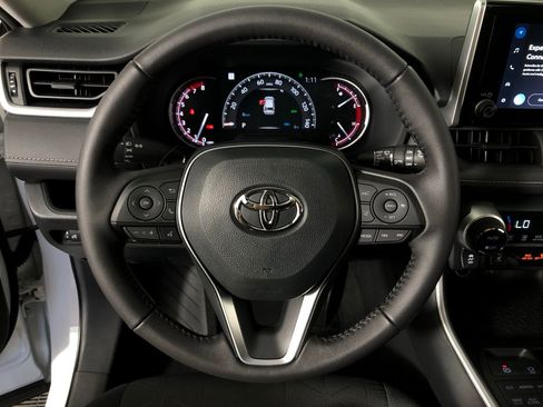 New 2025 Toyota RAV4 XLE image 12