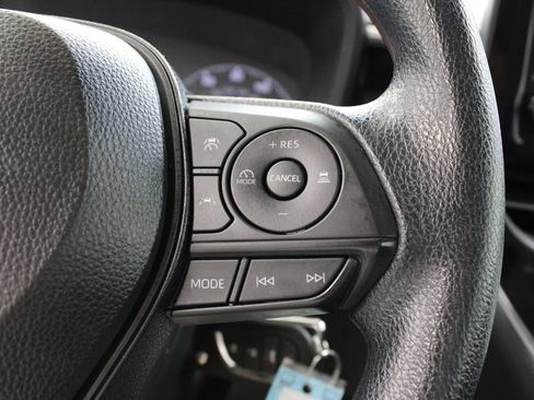 Used 2025 Toyota Corolla LE FWD image 24