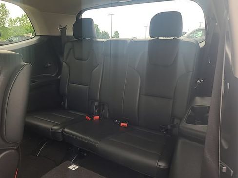 Used 2025 Kia Telluride S AWD/4WD image 25