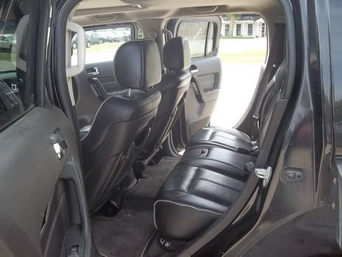 Used 2006 HUMMER H3 AWD/4WD image 9