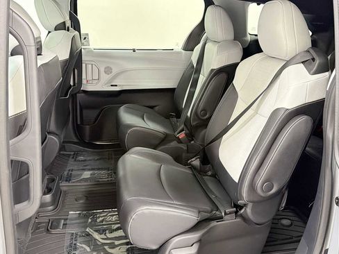 Certified 2026 Toyota Sienna XSE AWD/4WD image 25