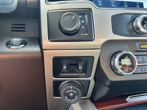 Used 2022 Ford F450 King Ranch w/ King Ranch Ultimate Package AWD/4WD image 15