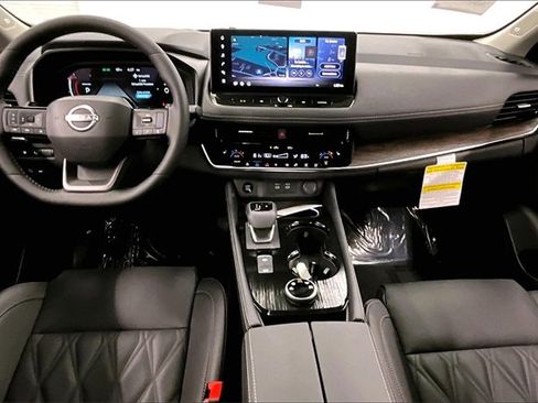 New 2026 Nissan Rogue Platinum w/ Platinum Premium Package image 5