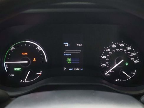 Used 2024 Toyota Sienna LE image 15