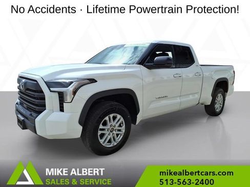 Used 2022 Toyota Tundra SR5 w/ SR5 Premium Package AWD/4WD image 3