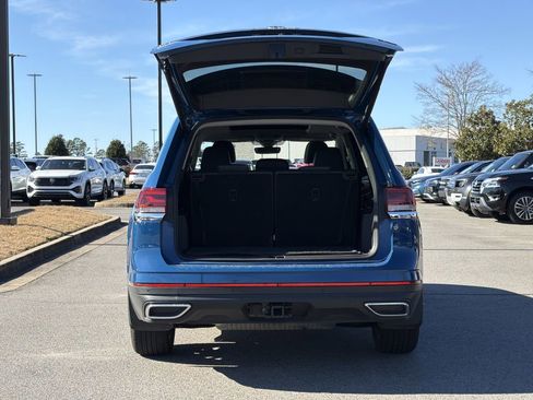 Used 2025 Volkswagen Atlas SEL image 15