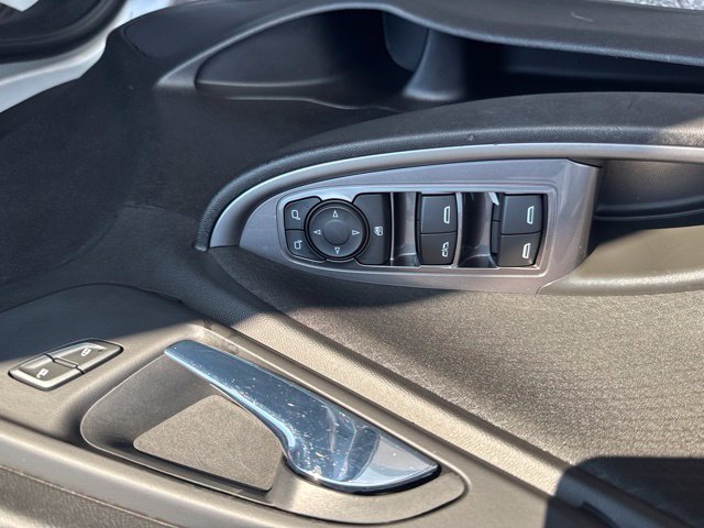 Used 2022 Chevrolet Malibu LT FWD image 15
