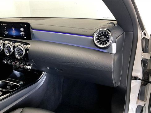 Used 2023 Mercedes-Benz CLA 250 4MATIC image 16