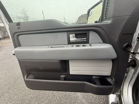 Used 2013 Ford F150 XLT w/ Luxury Equipment Group image 21