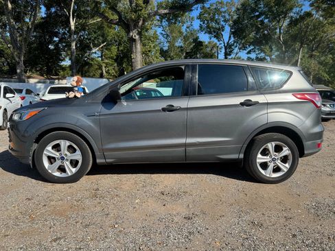 Used 2014 Ford Escape S image 2