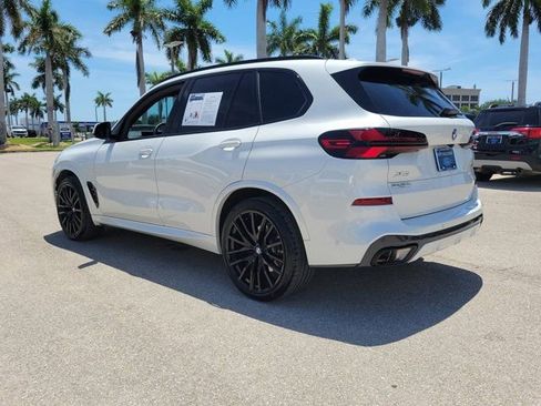 Used 2025 BMW X5 sDrive40i w/ Executive Package RWD image 4