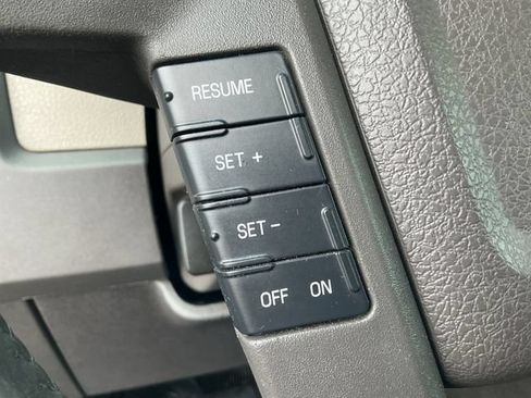 Used 2010 Ford F150 XLT AWD/4WD image 19