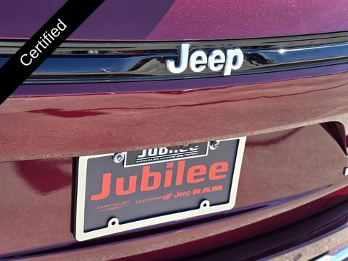 Used 2025 Jeep Grand Cherokee Limited image 33