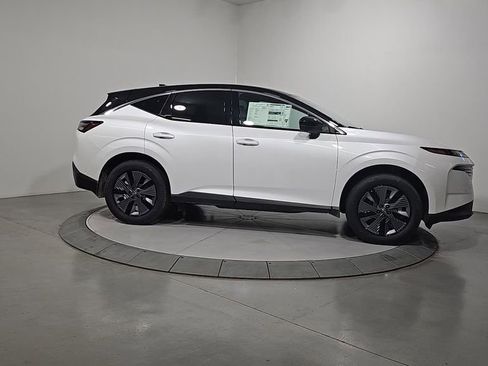 New 2025 Nissan Murano SL image 11