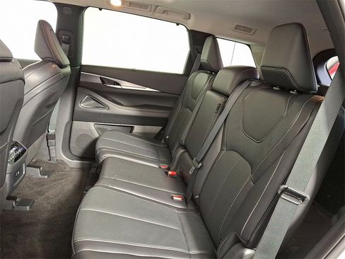 Certified 2025 INFINITI QX60 Luxe w/ Cargo Package image 13