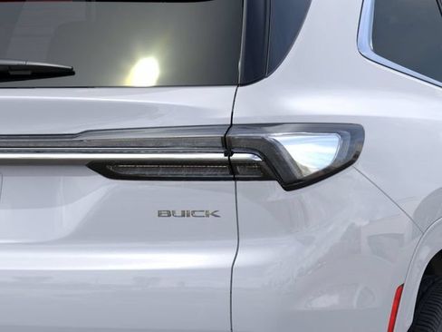 New 2026 Buick Enclave Avenir w/ Super Cruise Package FWD image 11