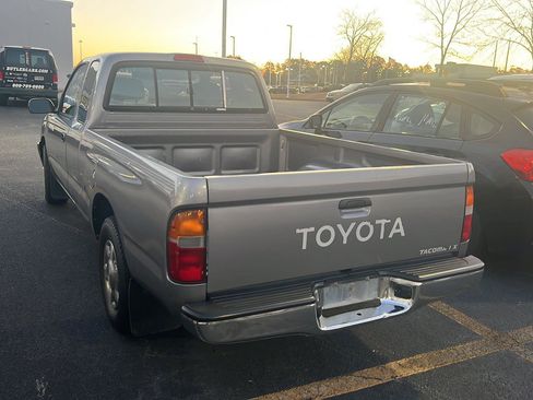 Used 1996 Toyota Tacoma 2WD Xtracab image 10