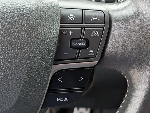 Used 2025 Toyota Camry SE FWD image 21