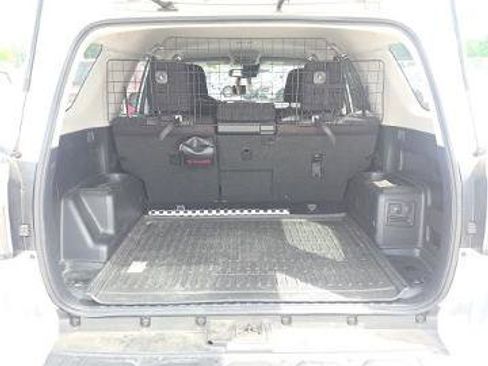 Used 2022 Toyota 4Runner SR5 AWD/4WD image 21