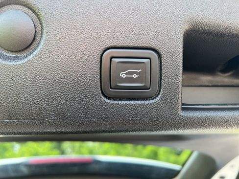 Certified 2024 Chevrolet Equinox LT AWD/4WD image 8