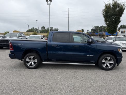 Used 2023 RAM 1500 Laramie AWD/4WD image 11