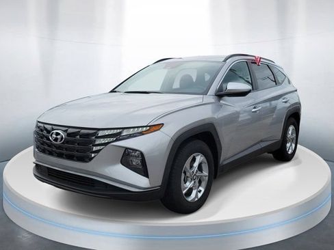 Certified 2024 Hyundai Tucson SEL FWD image 2