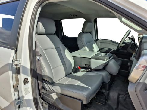 Used 2024 Ford F350 XL image 33