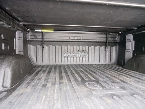 Used 2022 Chevrolet Silverado 1500 High Country w/ High Country Premium Package image 30