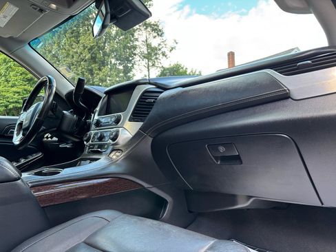 Used 2020 GMC Yukon XL SLT AWD/4WD image 11