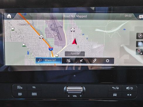 Used 2024 Mercedes-Benz Sprinter 144 Cargo image 26