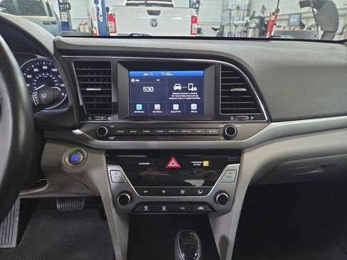 Used 2018 Hyundai Elantra Value Edition image 17
