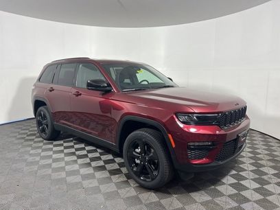 New 2025 Jeep Grand Cherokee Limited w/ Black Appearance Package