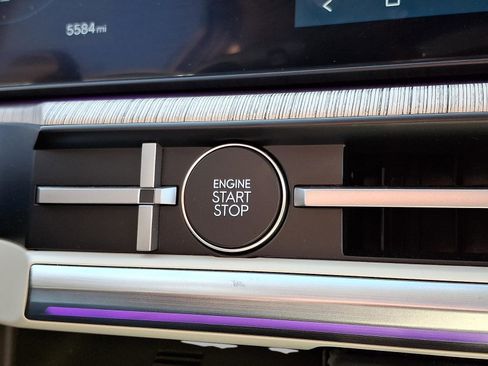 Used 2024 Hyundai Santa Fe Calligraphy image 24