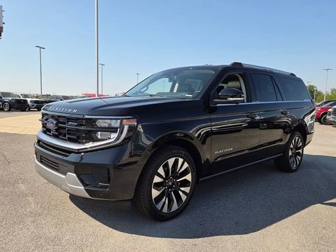 New 2026 Ford Expedition Max Platinum image 3