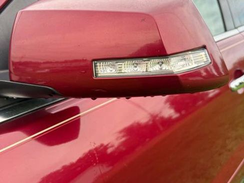 Used 2008 Saturn Outlook XR w/ Premium Trim Package image 9