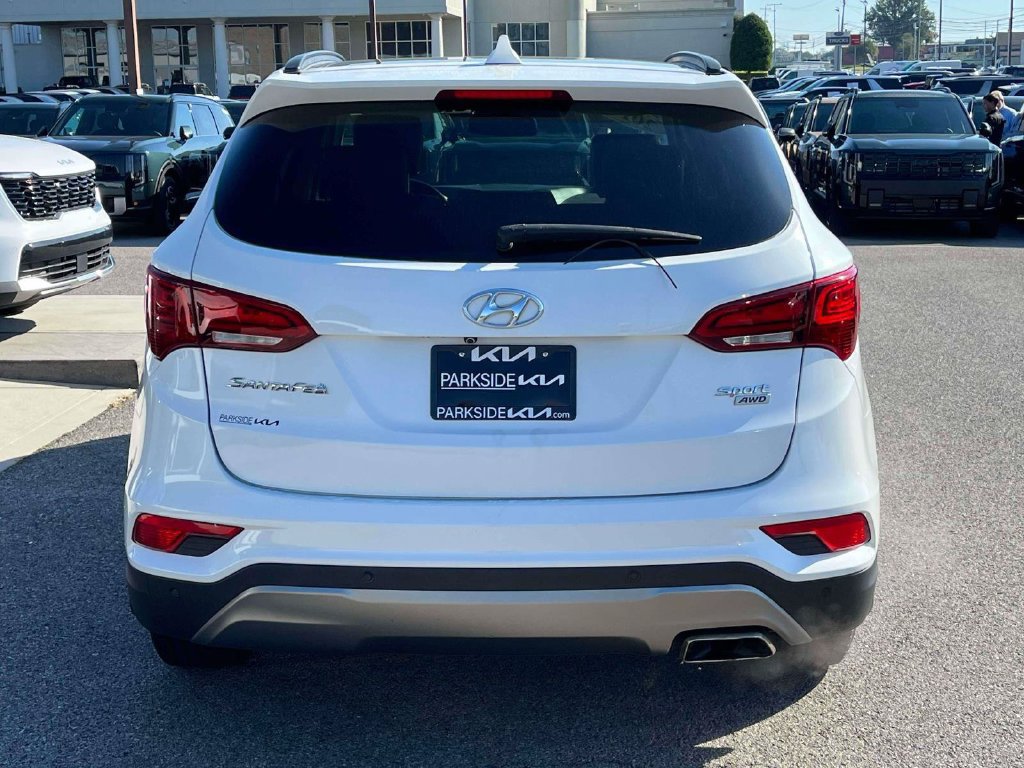 Used 2018 Hyundai Santa Fe Sport w/ 2.4L Tech Package 04 AWD/4WD image 30
