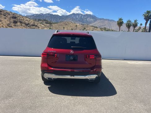 Used 2026 Mercedes-Benz GLB 250 image 6