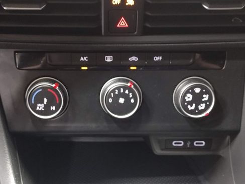 Certified 2023 Volkswagen Jetta Sport FWD image 25
