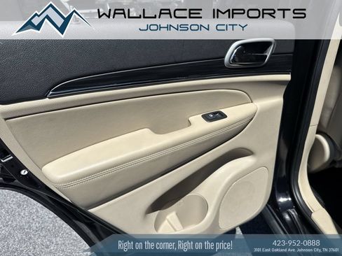 Used 2021 Jeep Grand Cherokee Limited AWD/4WD image 35