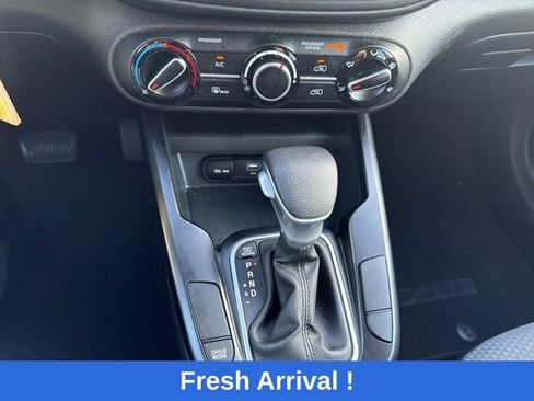 Used 2024 Kia Soul LX w/ Option Group 015 image 7