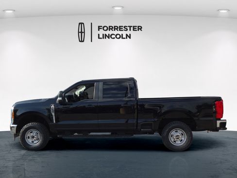 Used 2023 Ford F250 XL w/ XL Off-Road Package AWD/4WD image 6