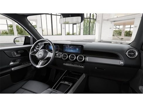 New 2026 Mercedes-Benz GLB 250 GLB 250 image 6