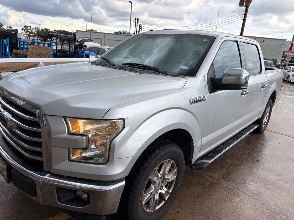 Used 2017 Ford F150 XLT w/ Equipment Group 301A Mid RWD image 5