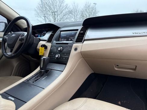 Used 2014 Ford Taurus SEL w/ Equipment Group 201A image 21